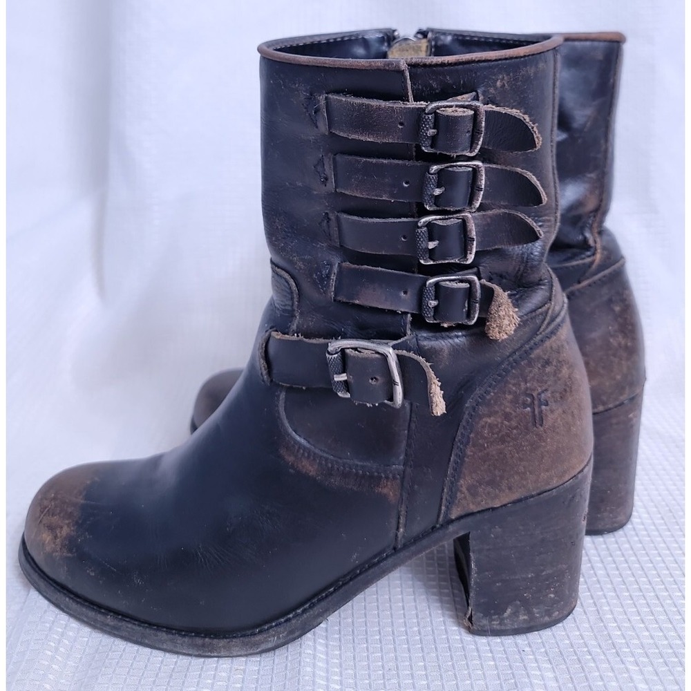 Frye Kelly Belted Short Black Leather Distressed Moto Boots Women's 8.5 - Picture 3 of 13
